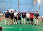 Tampil Dominan, Diskominfo Kendari Sabet Juara Turnamen Badminton Hari Bakti Postel ke-81