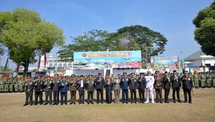 Hadiri HUT ke-81 TNI: Wali Kota Kendari Tegaskan Pentingnya Sinergi Bersama Rakyat